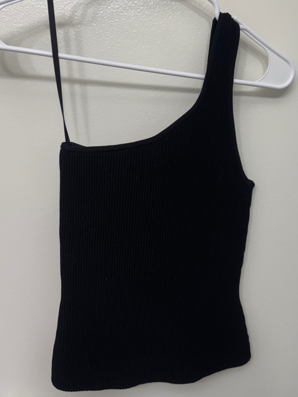EUC Aritzia Babaton Sculpt Knit One Shoulder Tank | Fitted Going Out Top